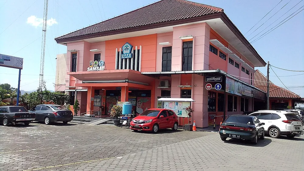 Cek Pajak Kendaraan Jateng lewat New Sakpole: Kanal, Tarif, dan Jebakannya